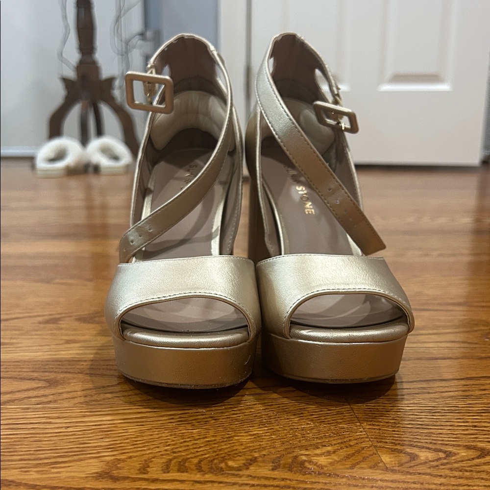 Sun + Stone Metallic Gold Peep-Toe Heels